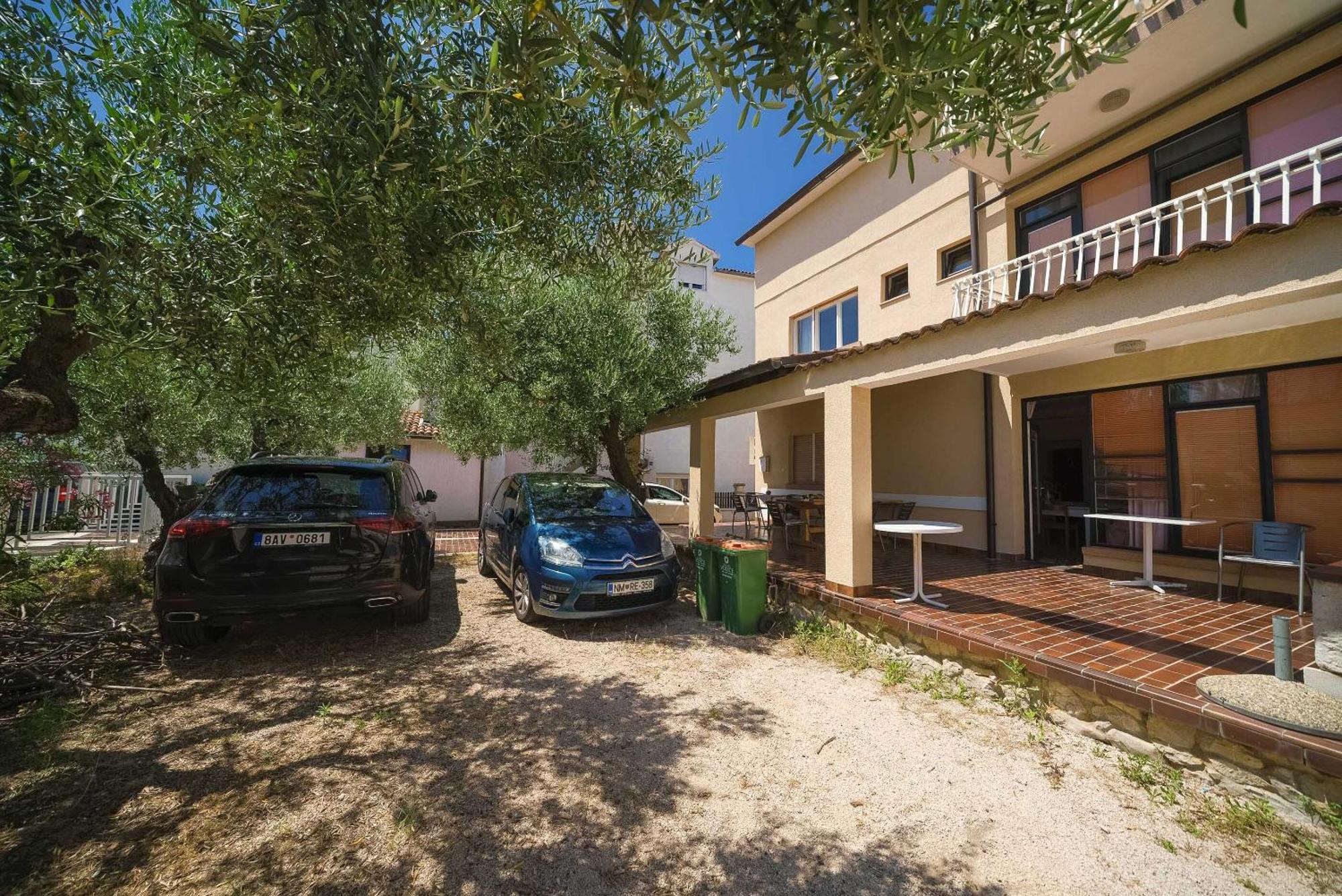Apartment And Rooms Mrkovic Vodice Exterior photo